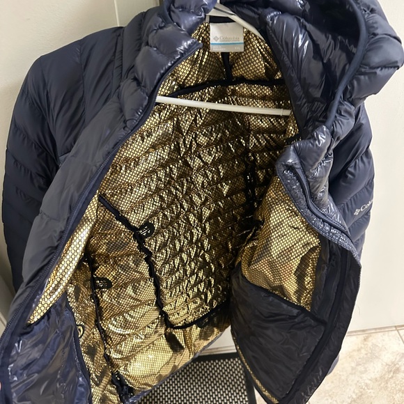 COLUMBIA Women Down Jacket - Picture 3 of 3